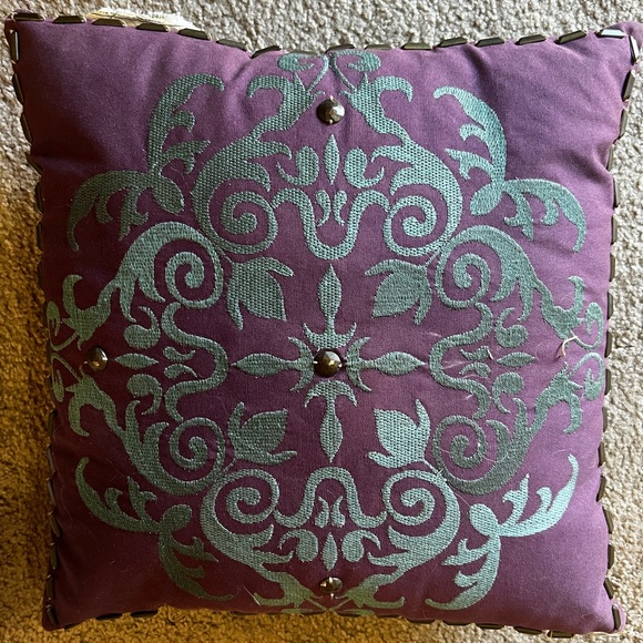 Royal purple Euro Pillow cases and purple pier one accent pillow - Picture 3 of 3